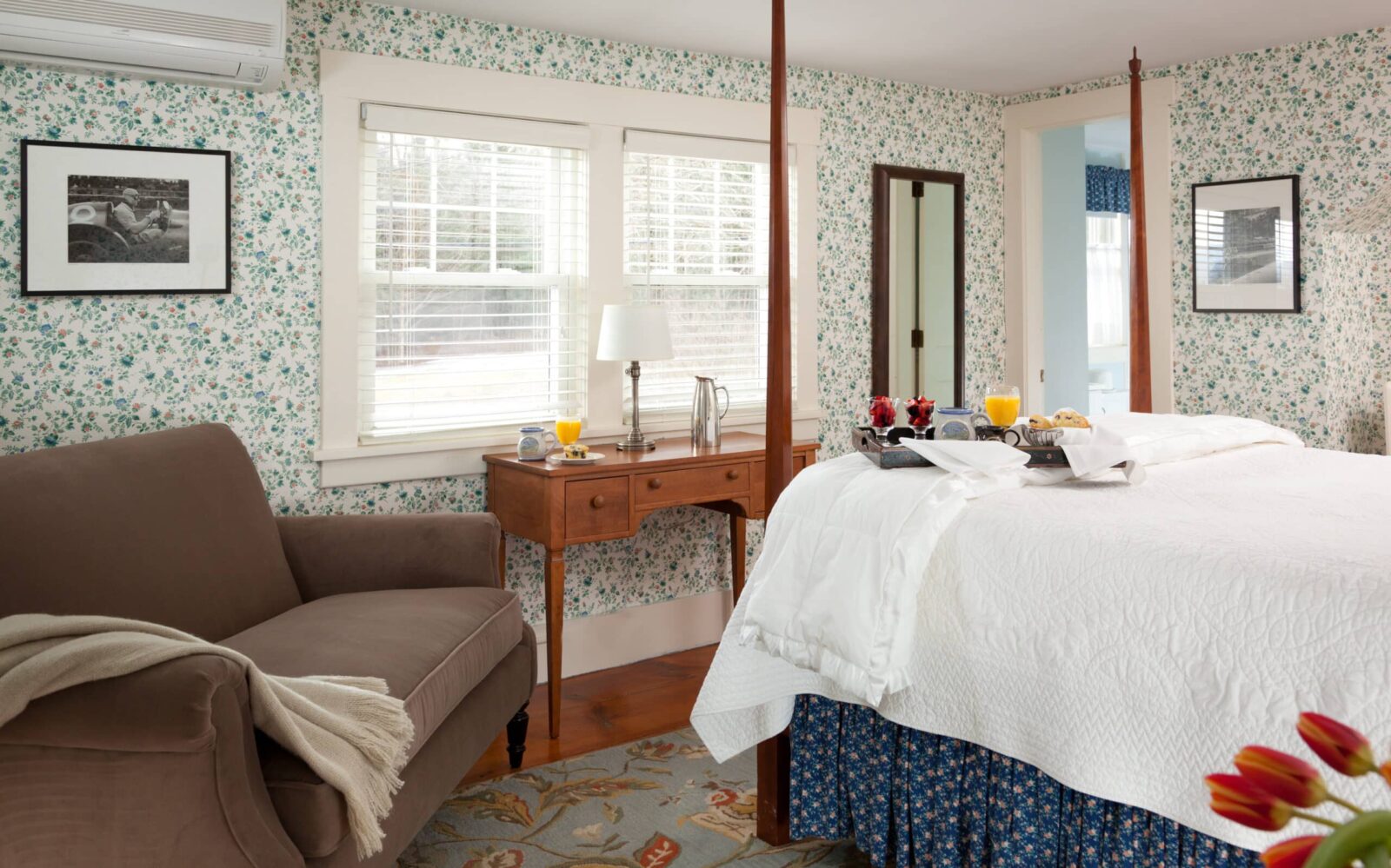 Guest room at Sugar Hill Inn