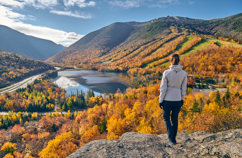 A beautiful fall hike at Artist's Peak in Franconia Notch State Park, near one of the best places to stay in New Hampshire