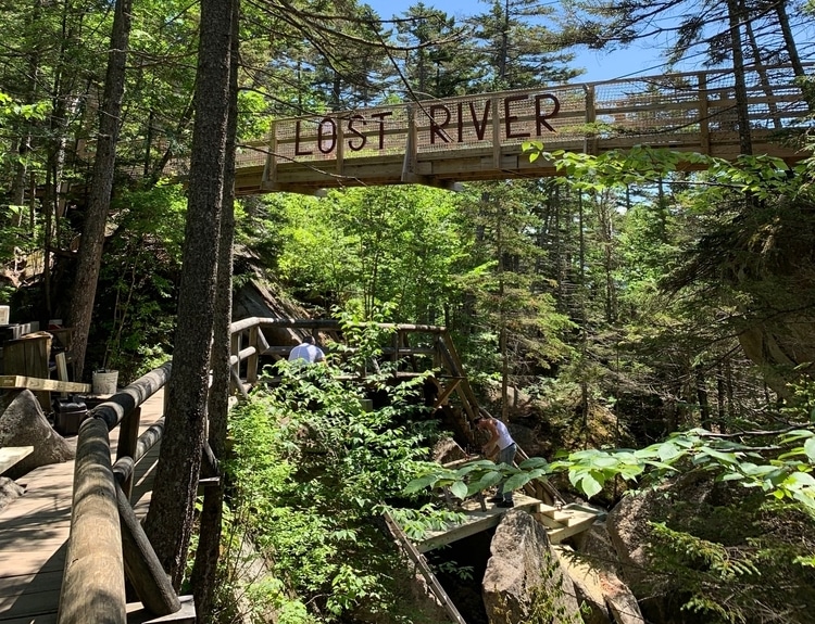 Enjoy hiking the Lost River Gorge & Boulder Caves in New Hampshire's White Mountains