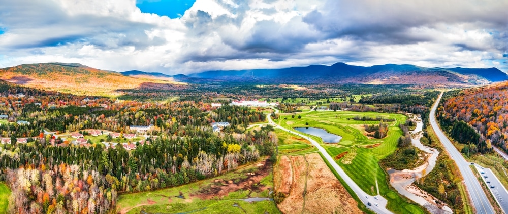 Scenic fall colors in the White Mountains from the Bretton Woods Gondola