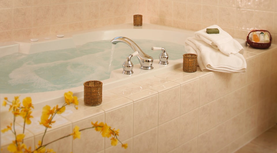 A whirlpool tub at the Sugar Hill Inn - perfect for your romantic getaway in New Hampshire!