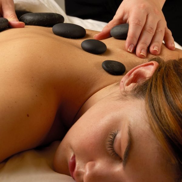 Hot Mineral Stone Spa Treatment